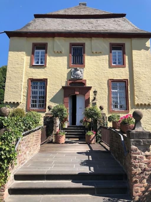 Charmante Ferienwohnungen Auf Reitstall Wasserburg Anstel - Ein Ort Zum Wohlfuehlen Und Entspannen Rommerskirchen Kültér fotó